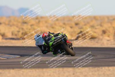 media/Dec-07-2024-CVMA (Sat) [[21c5f1ef85]]/Race 13-Amateur Supersport Middleweight/